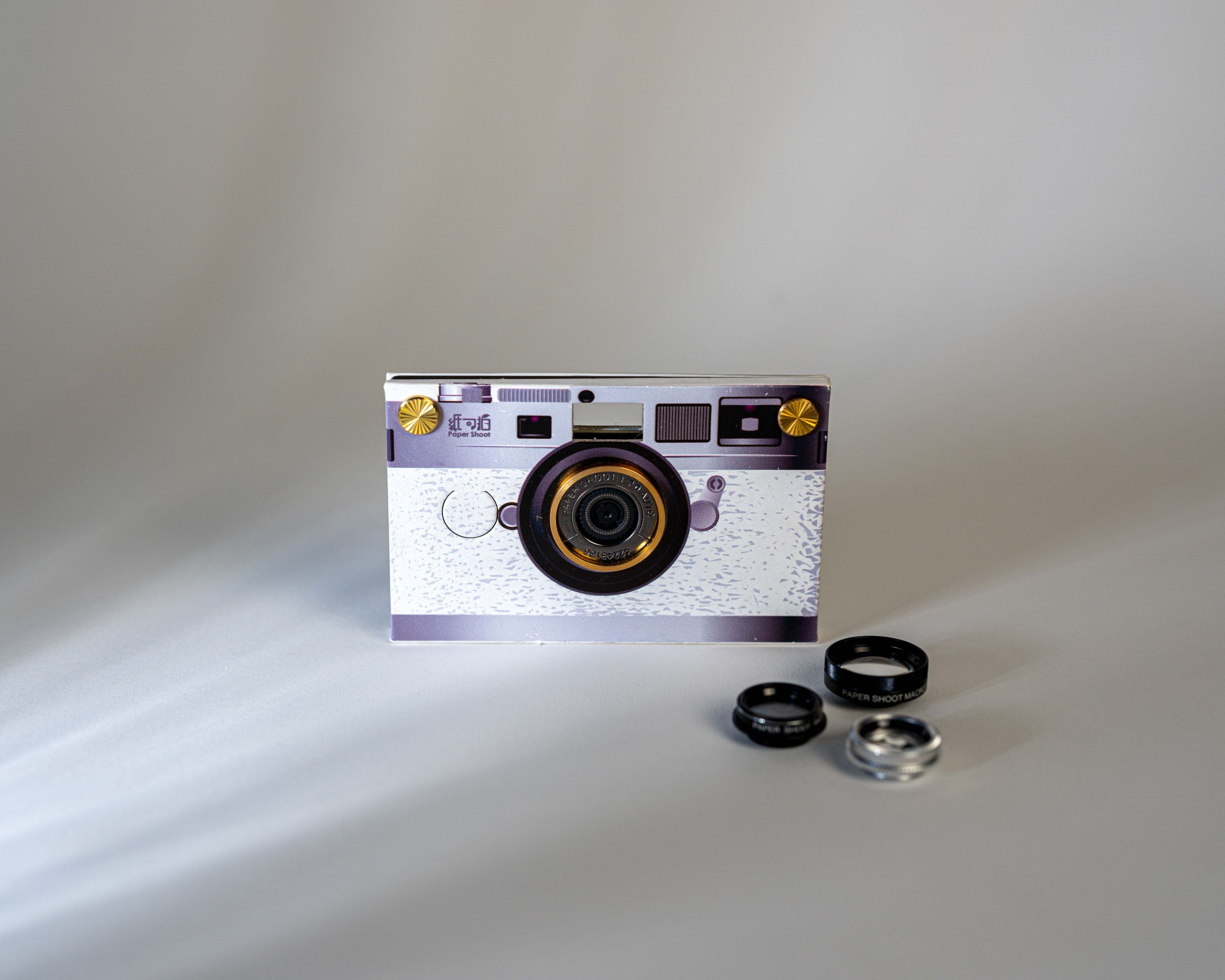 Paper Camera - Old Classic White